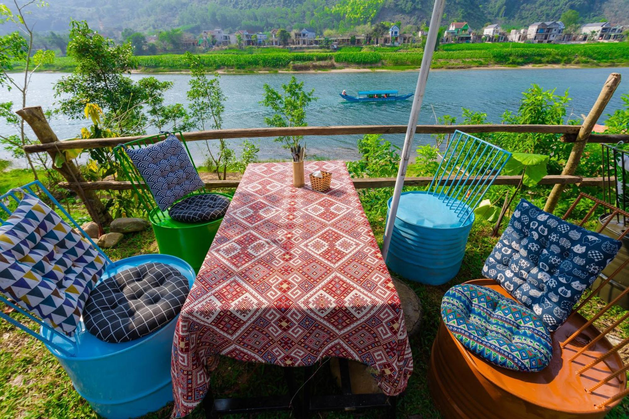 Son River Homestay Phong Nha Exterior photo