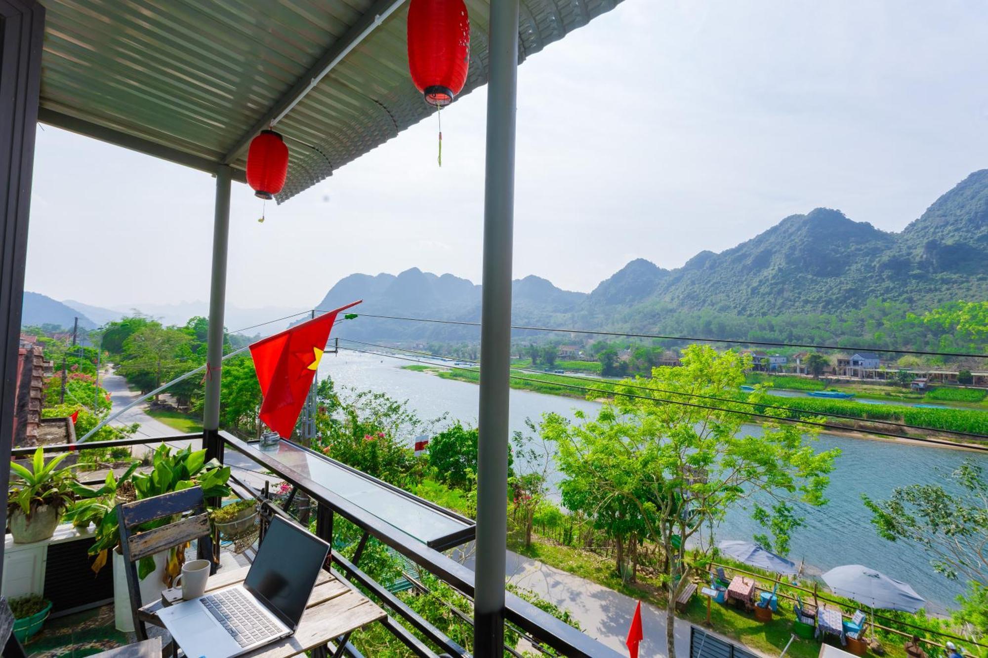 Son River Homestay Phong Nha Exterior photo